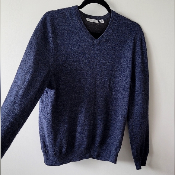 Calvin Klein Extra Fine Merino Wool V Neck Cardigan - Picture 4 of 9